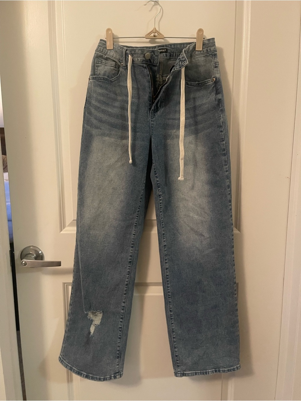 Women’s High-Rise Wide Leg zip up with tie Jeans in Light Blue